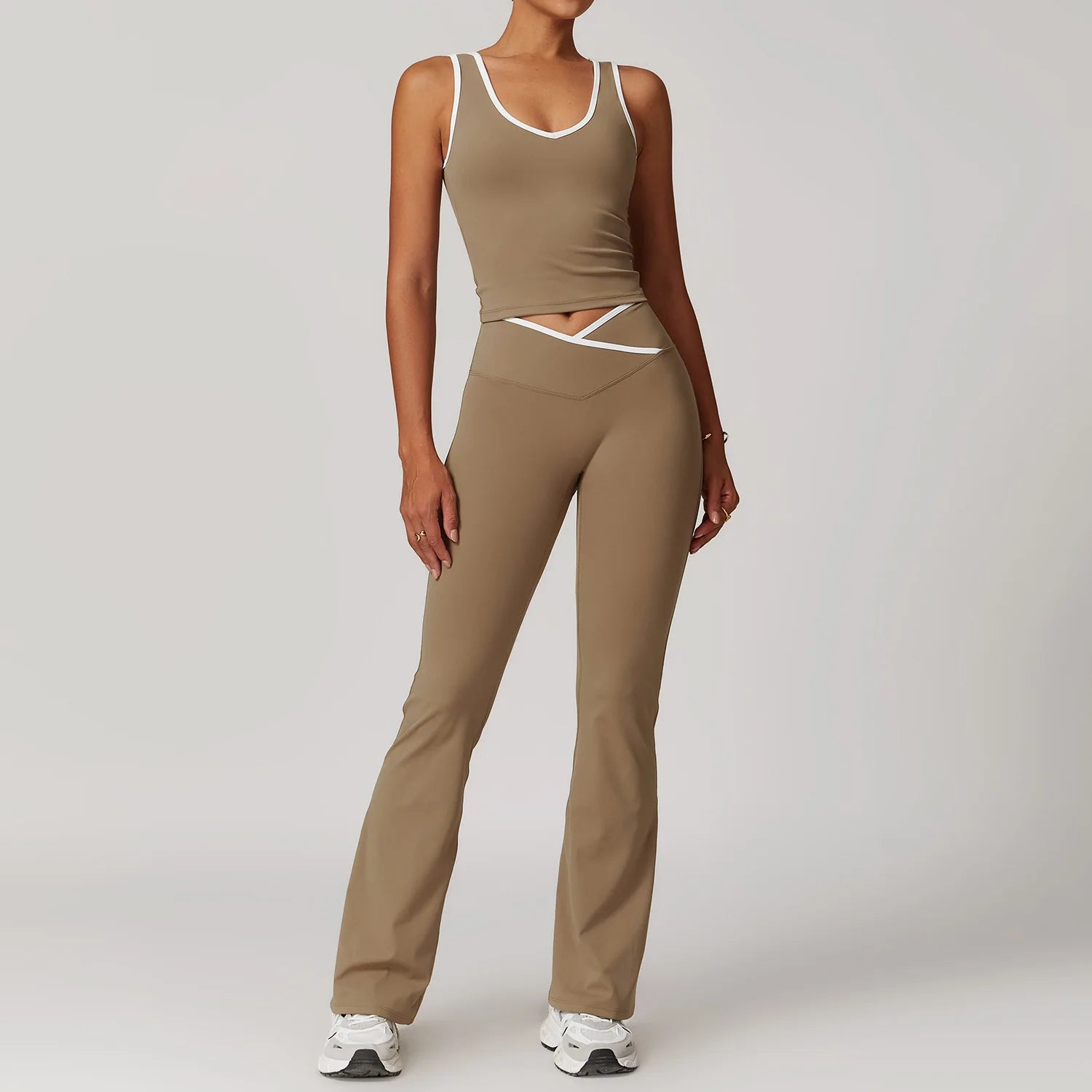 SheVogue 2PCS Seamless Yoga Set – Push-Up Sports Bra & Leggings Activewear