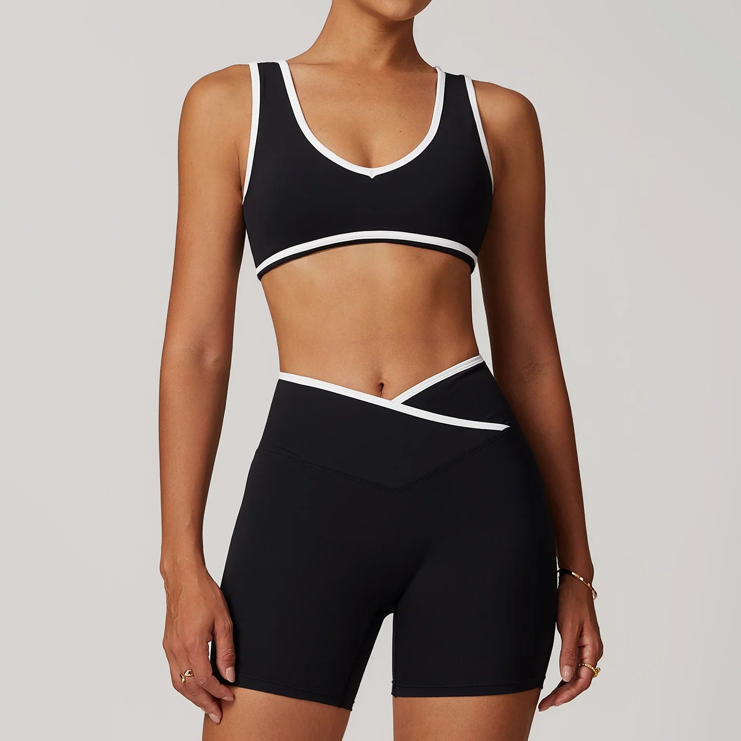 SheVogue 2PCS Seamless Yoga Set – Push-Up Sports Bra & Leggings Activewear