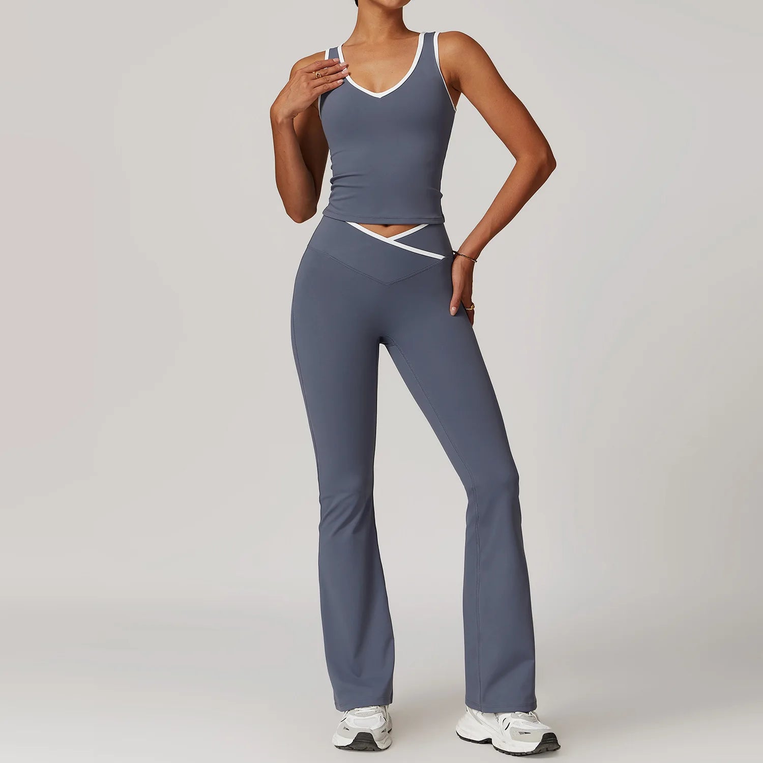 SheVogue 2PCS Seamless Yoga Set – Push-Up Sports Bra & Leggings Activewear